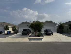 629 Heathers Way in Seguin, TX - Building Photo - Building Photo
