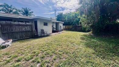 103 SW 3rd Ave in Boca Raton, FL - Building Photo - Building Photo