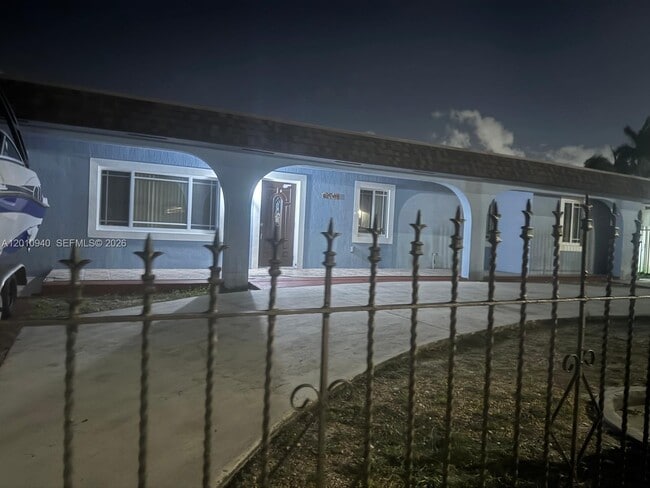 19301 NW 50th Ave
