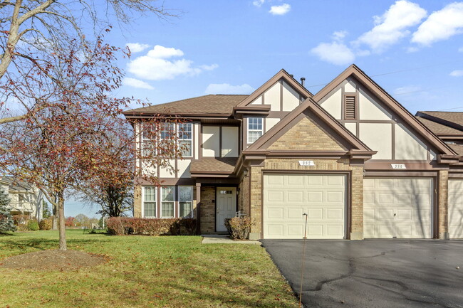 382 Cobbler Ln in Buffalo Grove, IL - Foto de edificio - Building Photo