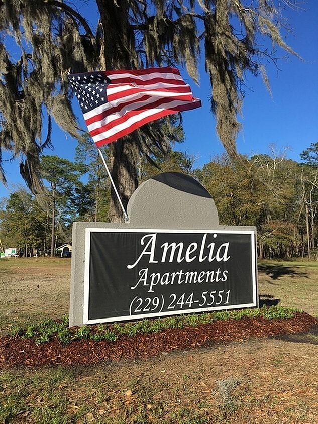 Amelia Apartments in Valdosta, GA - Building Photo - Building Photo