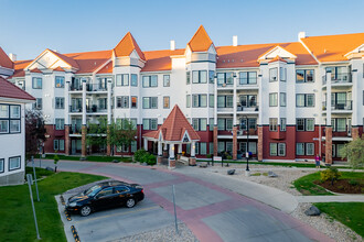 60 Royal Oak Plz NW in Calgary, AB - Building Photo - Building Photo