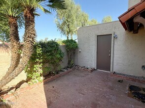 8125 E Glenrosa Ave in Scottsdale, AZ - Building Photo - Building Photo