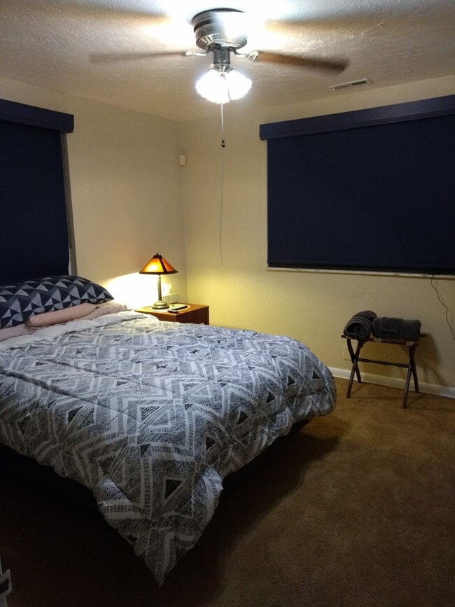 350 33rd St in Huntington, WV - Foto de edificio - Building Photo