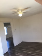 13030 Kansas Ave in Hanford, CA - Building Photo - Building Photo