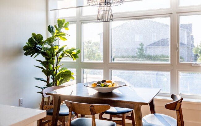 170 Cope Dr in Ottawa, ON - Building Photo - Building Photo