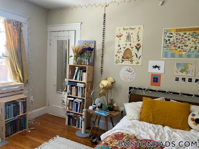 62 Frederick Ave