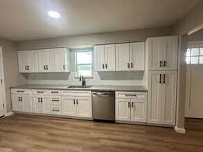 106 E Florida Ave in Waurika, OK - Building Photo - Building Photo