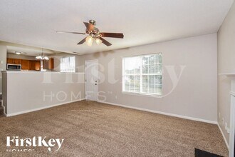 2332 Rambling Way in Lithonia, GA - Foto de edificio - Building Photo