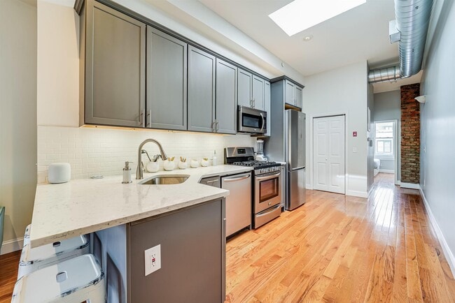 property at 400 Madison St