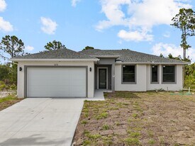 1213 County St E in Lehigh Acres, FL - Building Photo