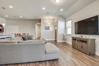 501 Peace Dr in Liberty Hill, TX - Building Photo - Building Photo