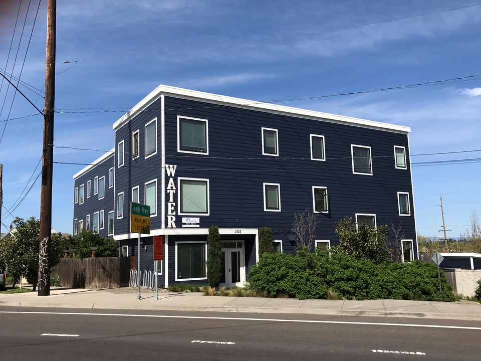 Water Meade Apartments in Portland, OR - Building Photo