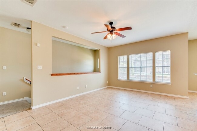 1811 George Bush Dr E, Unit 123 in College Station, TX - Building Photo - Building Photo