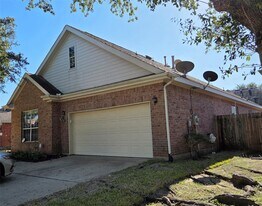 4607 Wild Bluebonnet Way in Houston, TX - Building Photo