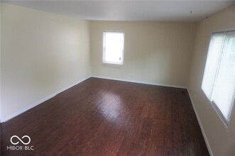 3732 Roseway Ln in Indianapolis, IN - Building Photo - Building Photo