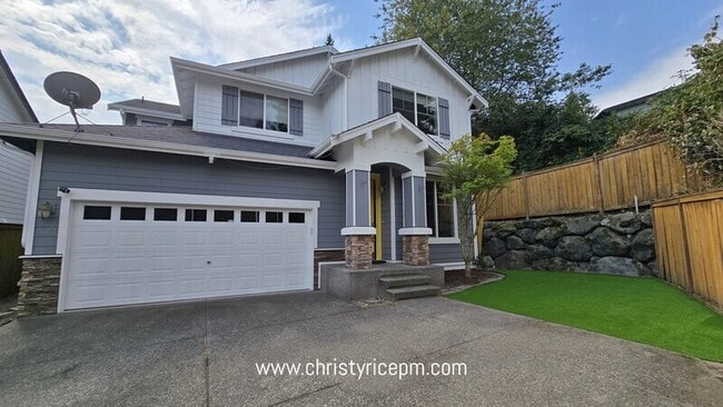 property at 12857 NE 200th Pl