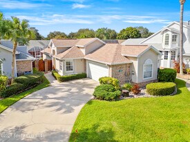 1729 Pine Valley Dr in Melbourne, FL - Building Photo