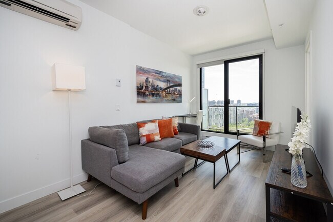 1020 Rue de la Montagne