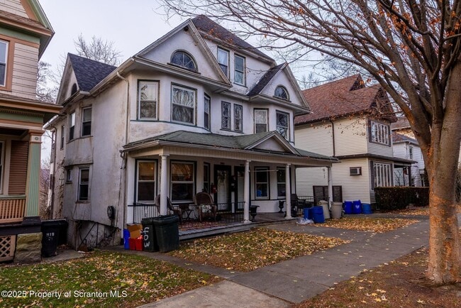 921-923 Clay Ave in Scranton, PA - Building Photo - Building Photo