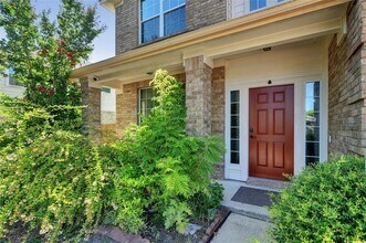 8227 Liberty Walk Dr in Round Rock, TX - Building Photo - Building Photo