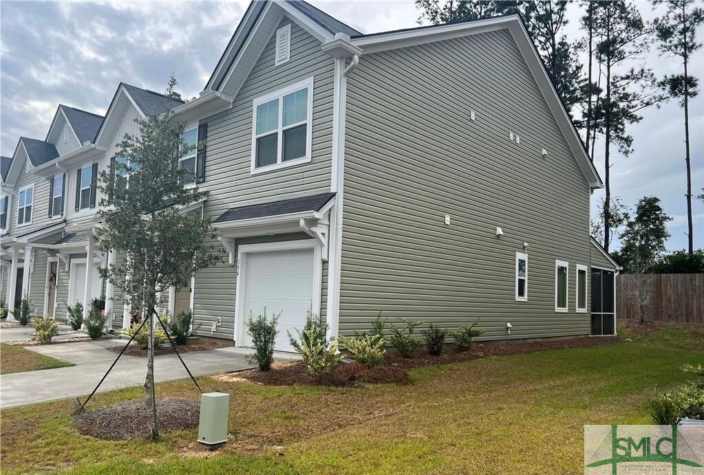 156 Benelli Dr in Pooler, GA - Building Photo