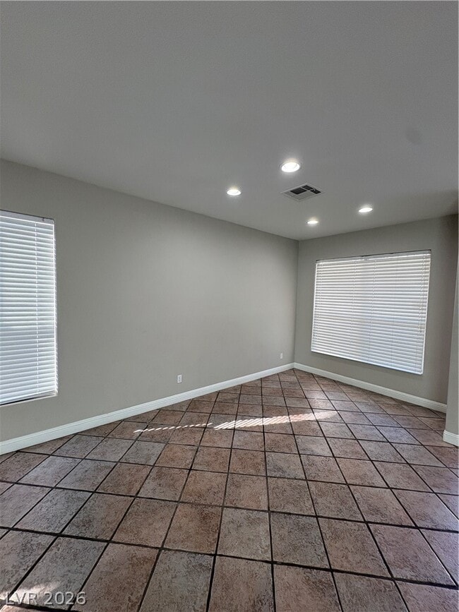 7213 London Bridge Ave in Las Vegas, NV - Building Photo - Building Photo