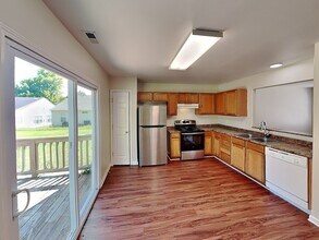 2727 Oasis Ln in Charlotte, NC - Building Photo - Building Photo