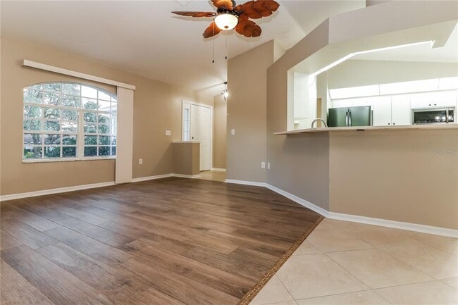 5251 Fairhaven Ave in Spring Hill, FL - Building Photo - Building Photo