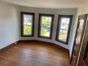 649-651 Lake Ave in Manchester, NH - Building Photo - Building Photo