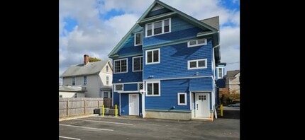 90 Shrewsbury Ave in Red Bank, NJ - Building Photo - Building Photo