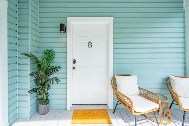 1900 Calvert St in North Charleston, SC - Building Photo - Building Photo