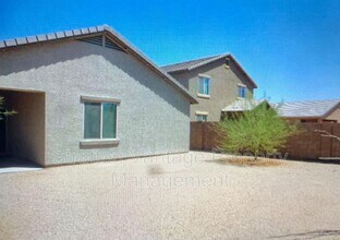 24531 W Mobile Ln in Buckeye, AZ - Building Photo - Building Photo