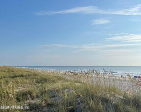 408 13th Ave N in Jacksonville Beach, FL - Building Photo - Building Photo
