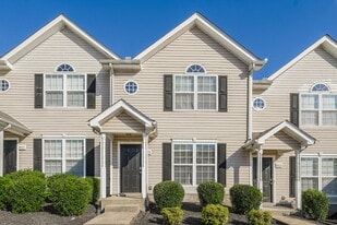 8028 Logan Dr in La Vergne, TN - Building Photo