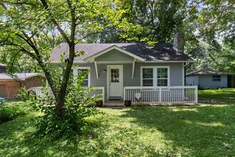 4025 Brush Hill Rd in Nashville, TN - Building Photo - Building Photo