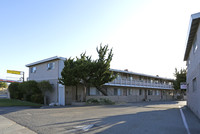 The Valley in Santa Clara, CA - Building Photo - Building Photo