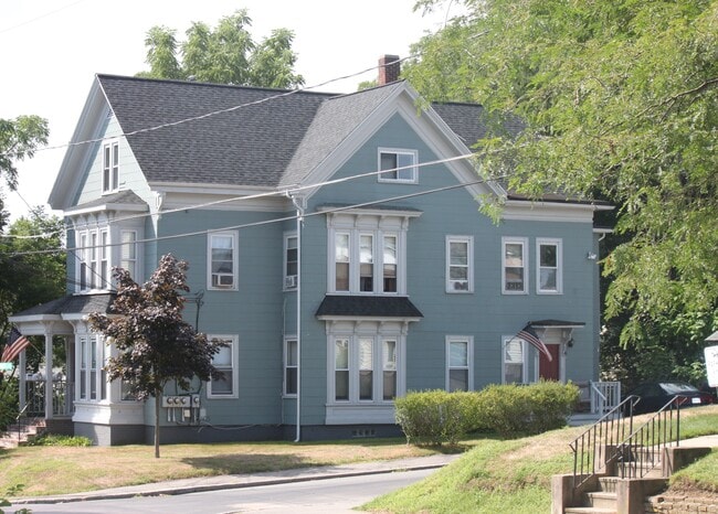 43 Brook St, Unit 2