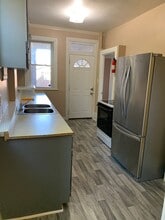 1713 Lynn St in Parkersburg, WV - Building Photo - Building Photo