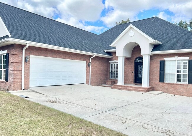 6677 NW 31st Cir in Jennings, FL - Building Photo - Building Photo