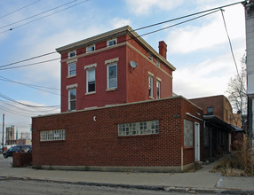 2428-2430 Copelen St in Cincinnati, OH - Foto de edificio - Building Photo