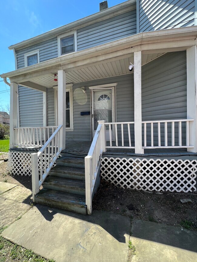 667 W 9th St Rentals in Lorain, OH