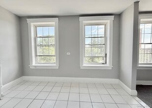 132 W Boston Post Rd in Mamaroneck, NY - Building Photo - Building Photo