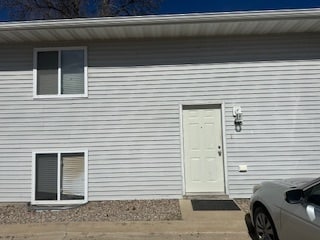 441 Cottage Ave in Vermillion, SD - Building Photo