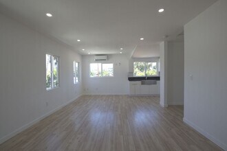 4913 Lynnfield St in Los Angeles, CA - Building Photo - Building Photo