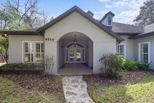 9510 NW 59 Ln in Gainesville, FL - Building Photo