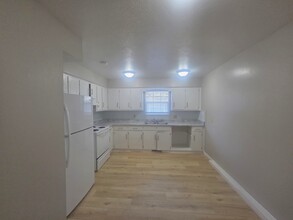 2034 S Barcliff Ave in Springfield, MO - Building Photo - Building Photo