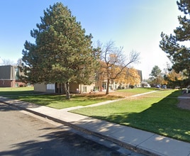 Laredo House Apartments in Aurora, CO - Building Photo - Building Photo