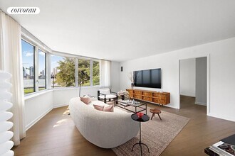 20 River Ter. in New York, NY - Foto de edificio - Building Photo