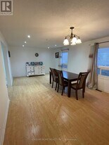 32 Tamara Dr in Richmond Hill, ON - Building Photo